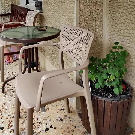 Apartment Kasoni , απόλυτα κεντρικό μπροστά στη λίμνη