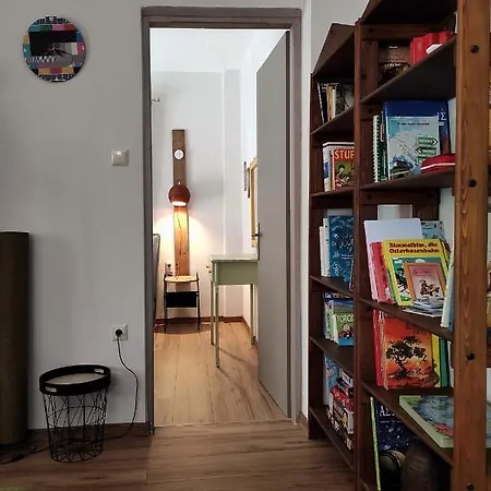 Апартаменты Kasoni , απόλυτα κεντρικό μπροστά στη λίμνη *