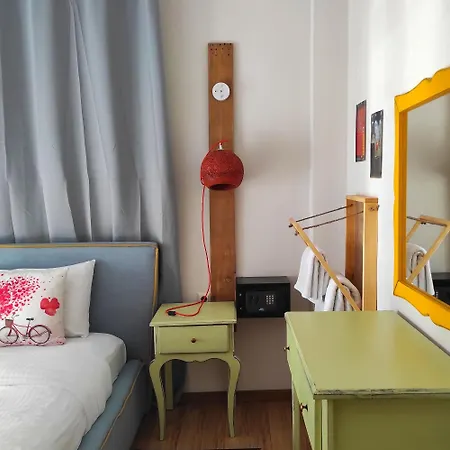 Апартаменты Kasoni , απόλυτα κεντρικό μπροστά στη λίμνη Кастория